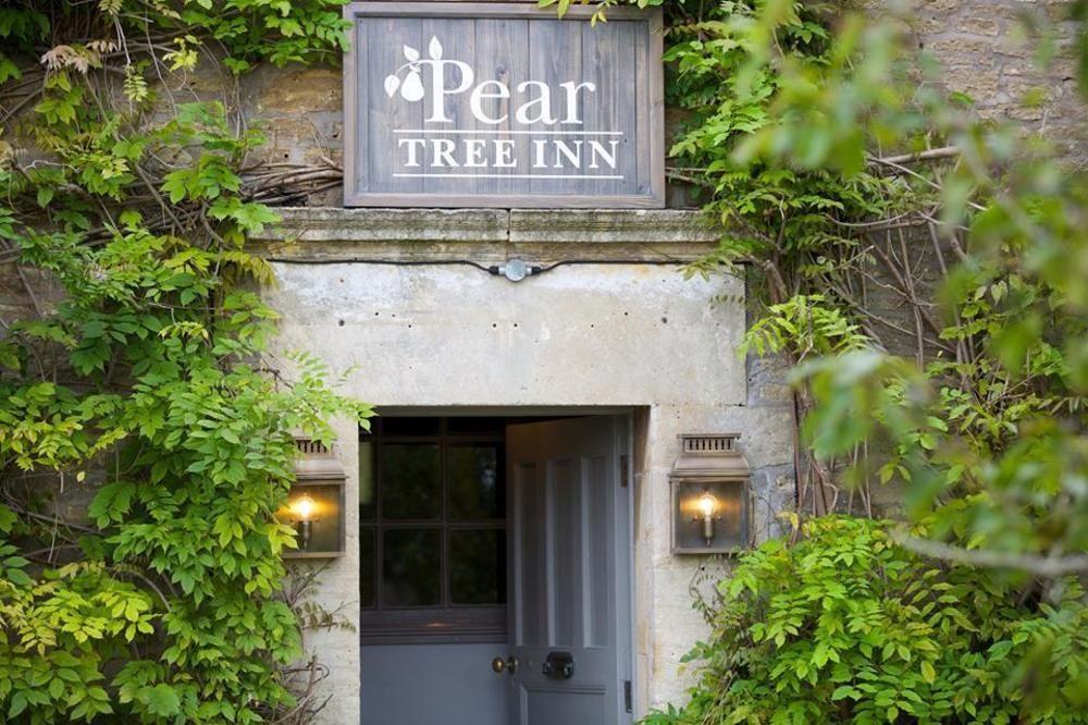 The Pear Tree Inn Melksham Dış mekan fotoğraf